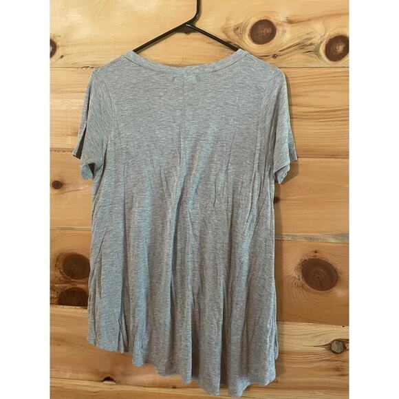 Altar'd State womens grey vneck top blouse home town VIRGINIA.  Small - Picture 5 of 5
